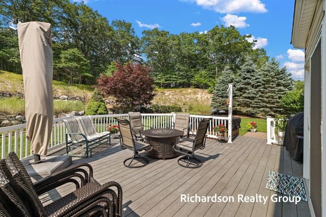 18657 Sioux Drive, Spring Lake, MI 49456