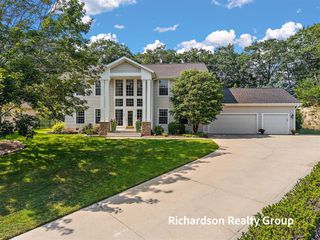 18657 Sioux Drive, Spring Lake, MI 49456