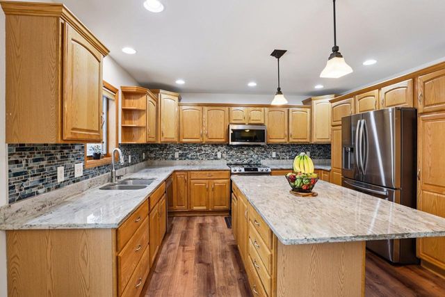 9414 Whippoorwill Way, Middleton, WI 53562