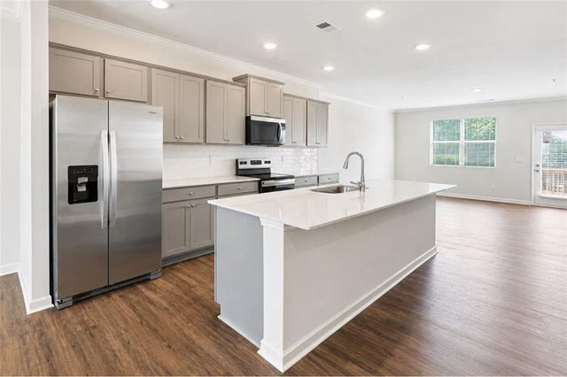 3618 Georgia Avenue, Hapeville, GA 30354