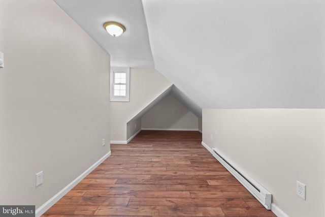 751 W PENNSYLVANIA AVE, Pen Argyl, PA 18072