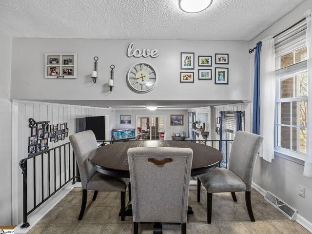 102 Memory Lane, Moore, SC 29369