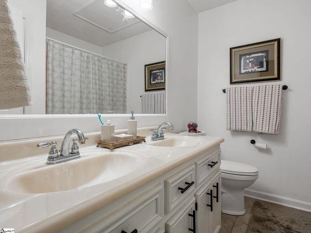 102 Memory Lane, Moore, SC 29369