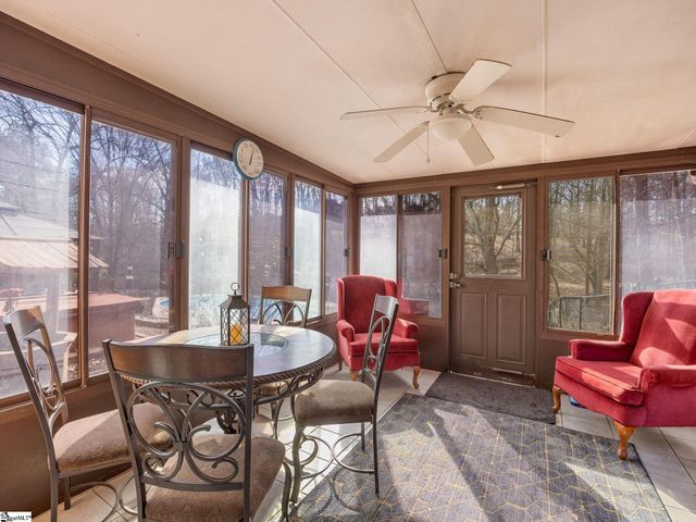 102 Memory Lane, Moore, SC 29369