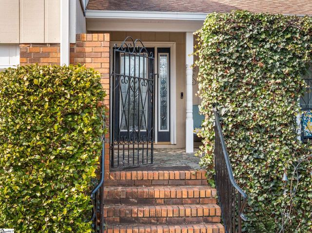 102 Memory Lane, Moore, SC 29369