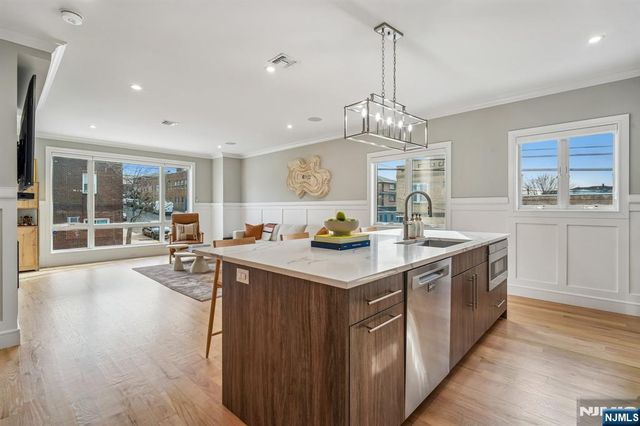 305 8th Street 2, Fairview, NJ 07022