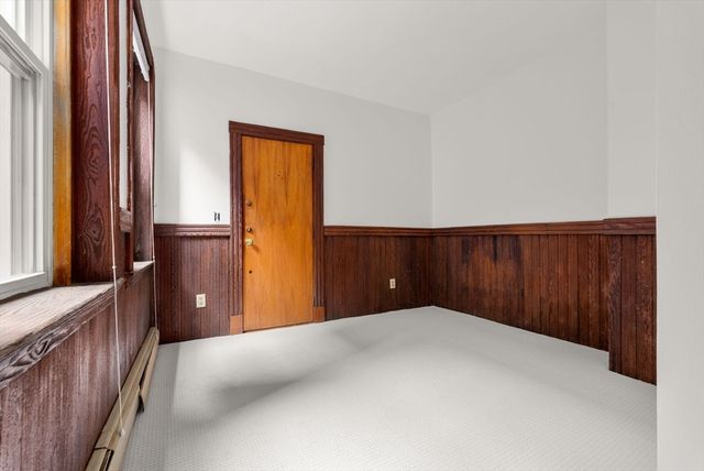 33 Charter St 3R, Boston, MA 02113