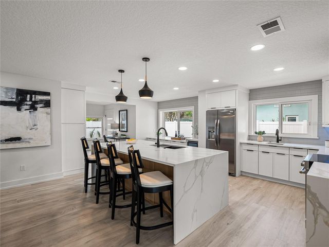 6709 CARDINAL DRIVE S, St Petersburg, FL 33707