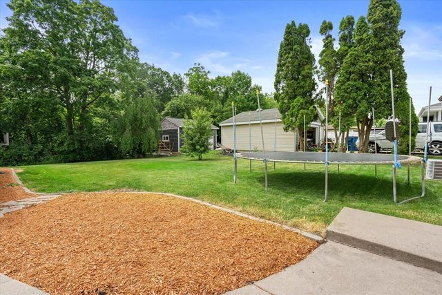 7625 S Manitowoc AVENUE, Oak Creek, WI 53154