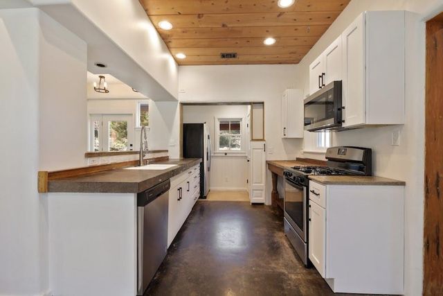 1612 The High RD, Austin, TX 78746