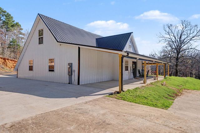 38 Crestview Rd Road, Conway, AR 72034