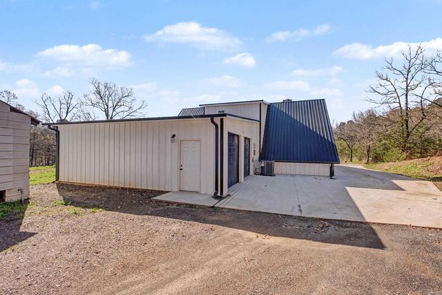 38 Crestview Rd Road, Conway, AR 72034