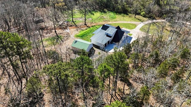 38 Crestview Rd Road, Conway, AR 72034