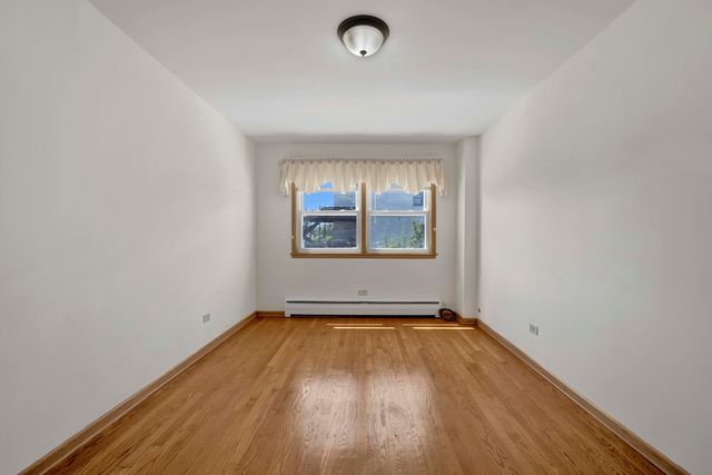 6357 W Addison Street 2F-SW, Chicago, IL 60634