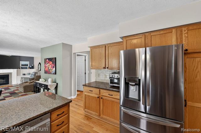 1408 Morning Mist Drive, Howell, MI 48843