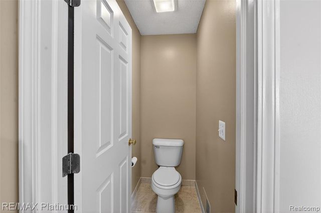 1408 Morning Mist Drive, Howell, MI 48843