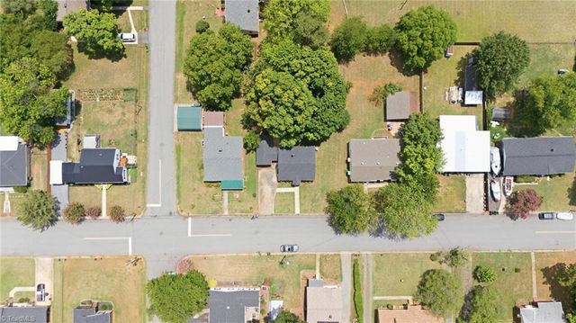 105 Broadview Avenue, Lexington, NC 27295