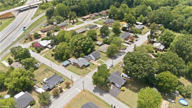 105 Broadview Avenue, Lexington, NC 27295