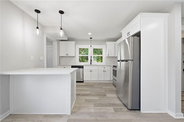 105 Broadview Avenue, Lexington, NC 27295