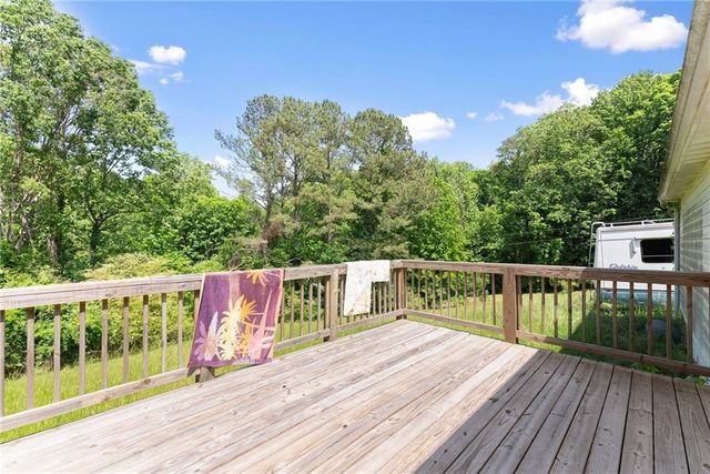 5137 Strickland Rd, Gainesville, GA 30507