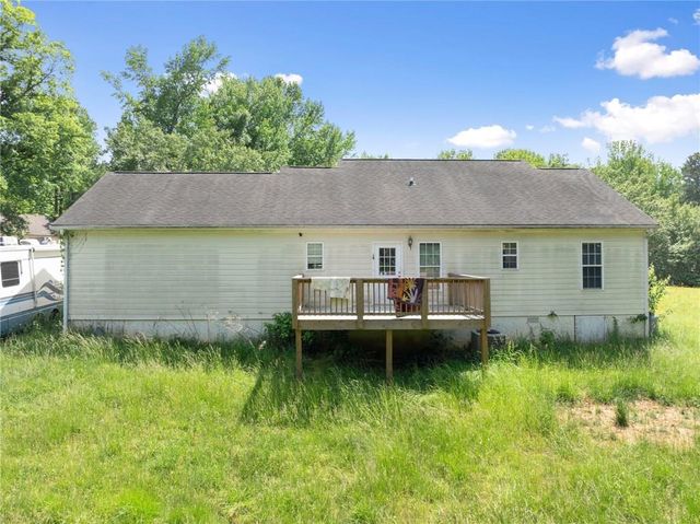 5137 Strickland Rd, Gainesville, GA 30507