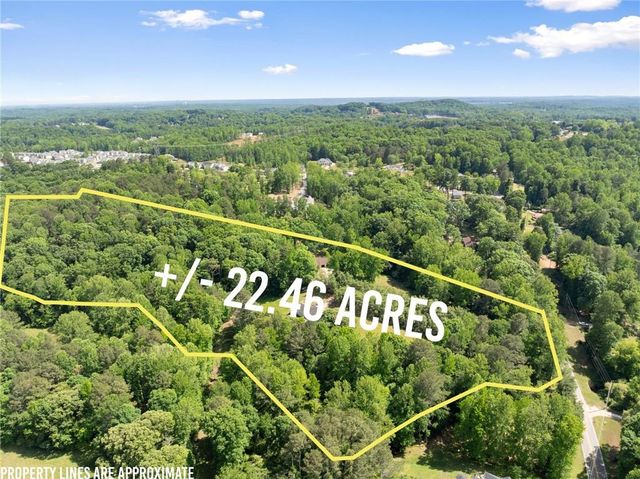 5137 Strickland Rd, Gainesville, GA 30507