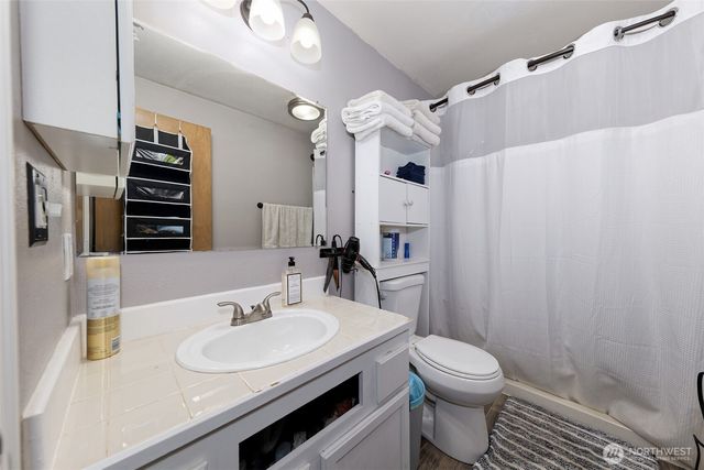 60 NE Riverhill Lane, Belfair, WA 98528