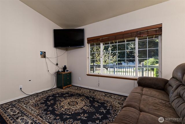60 NE Riverhill Lane, Belfair, WA 98528