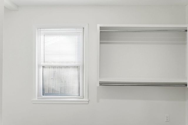 2637 N Volutsia St, Wichita, KS 67219