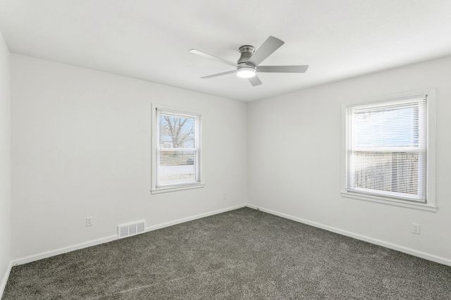 2637 N Volutsia St, Wichita, KS 67219