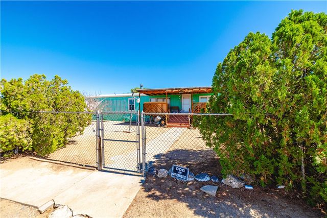 354 S Hano Road, Golden Valley, AZ 86413