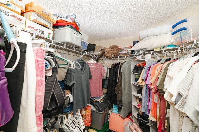 354 S Hano Road, Golden Valley, AZ 86413