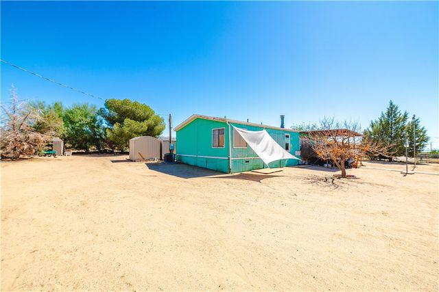 354 S Hano Road, Golden Valley, AZ 86413