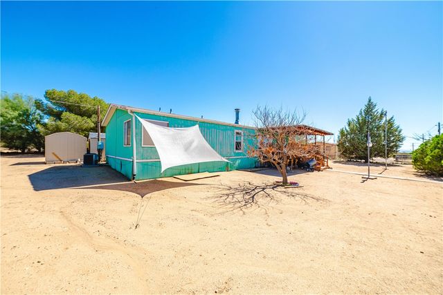354 S Hano Road, Golden Valley, AZ 86413