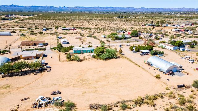 354 S Hano Road, Golden Valley, AZ 86413