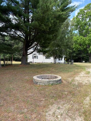 22347 5 Mile Road, Morley, MI 49336