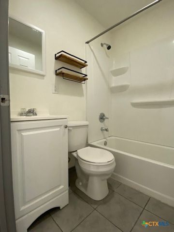 502 W Avenue A, Copperas Cove, TX 76522