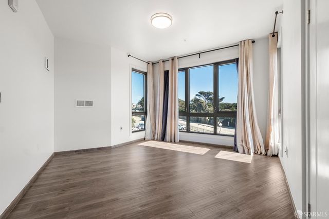 3535 Wawona Street 311, San Francisco, CA 94116