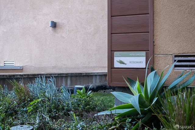 3535 Wawona Street 311, San Francisco, CA 94116