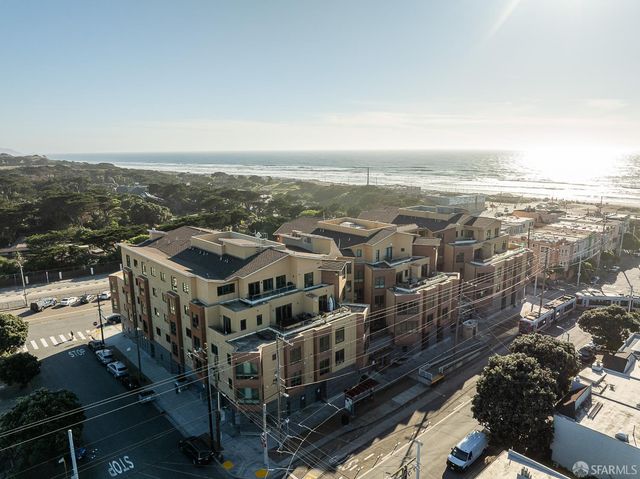 3535 Wawona Street 311, San Francisco, CA 94116