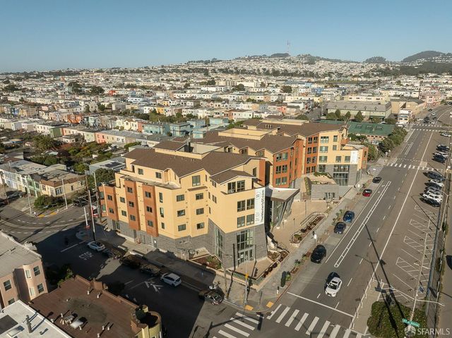 3535 Wawona Street 311, San Francisco, CA 94116