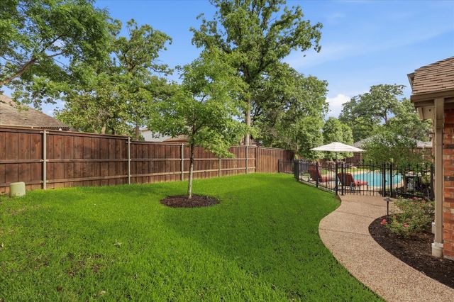 12321 Red Birch Lane, Fort Worth, TX 76244