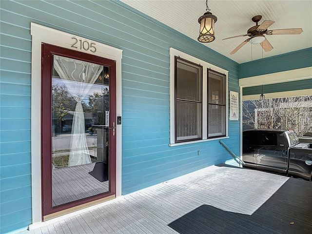 2105 W SOUTHVIEW AVENUE, Tampa, FL 33606