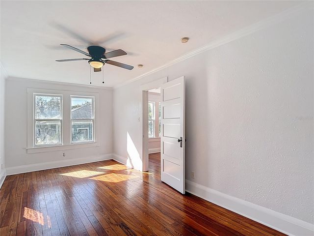 2105 W SOUTHVIEW AVENUE, Tampa, FL 33606