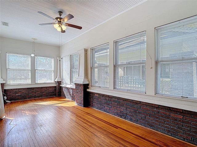 2105 W SOUTHVIEW AVENUE, Tampa, FL 33606