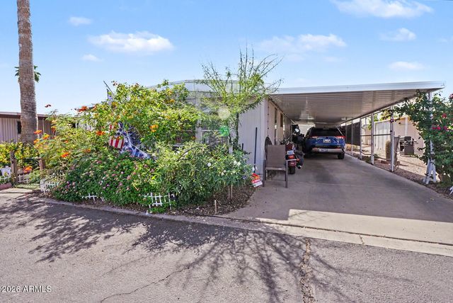 2605 S TOMAHAWK Road 65, Apache Junction, AZ 85119
