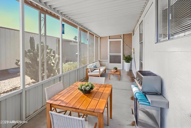 2605 S TOMAHAWK Road 65, Apache Junction, AZ 85119