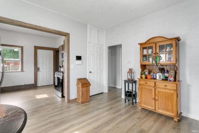 2111 W 6th Street, Mishawaka, IN 46544