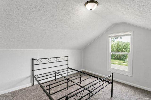 2111 W 6th Street, Mishawaka, IN 46544