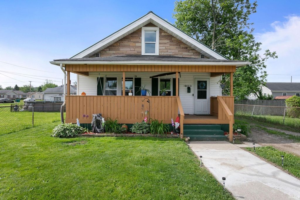 2111 W 6th Street, Mishawaka, IN 46544